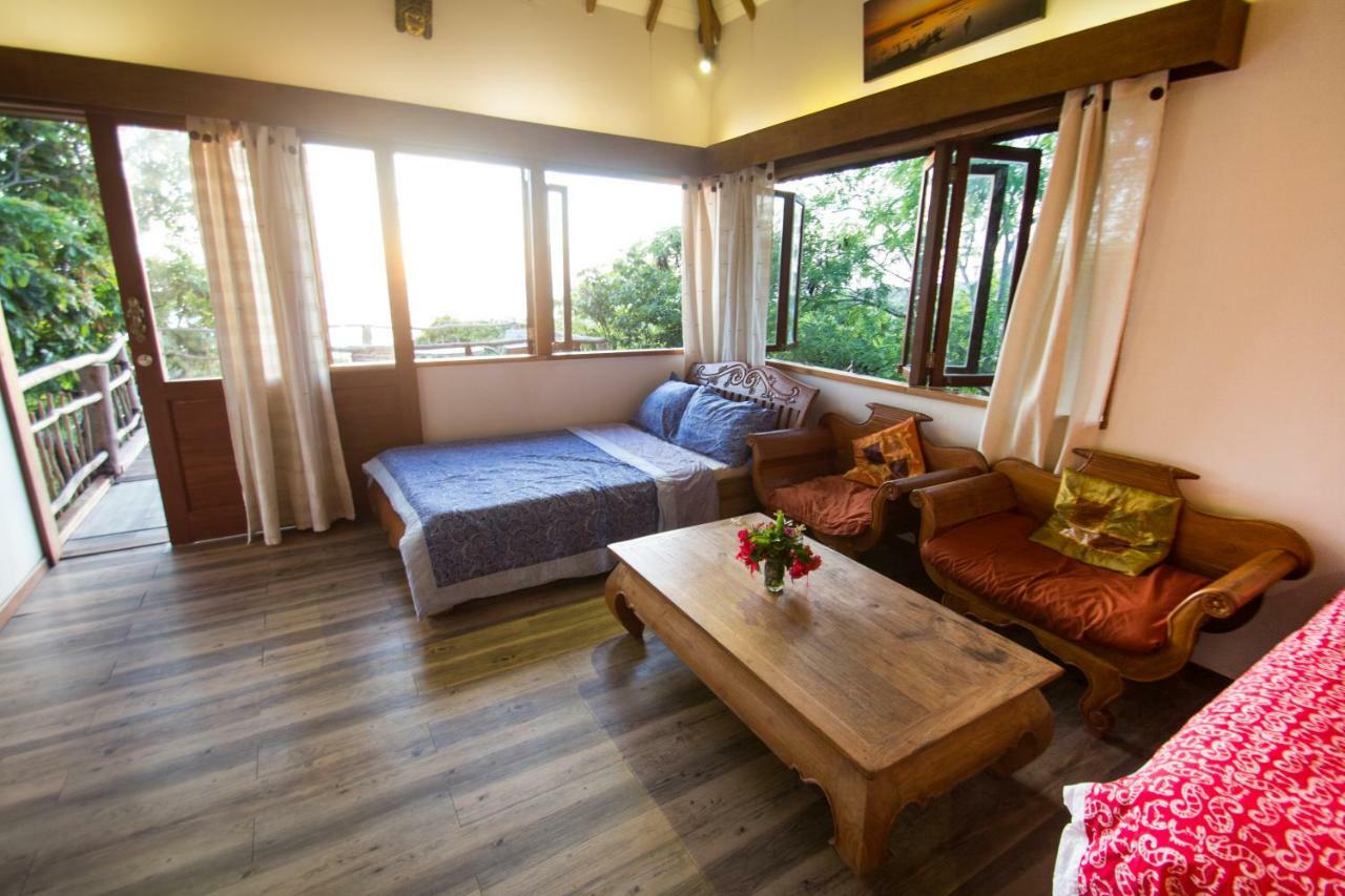 Boa Hill Surf House Hotel Нембрала Екстериор снимка