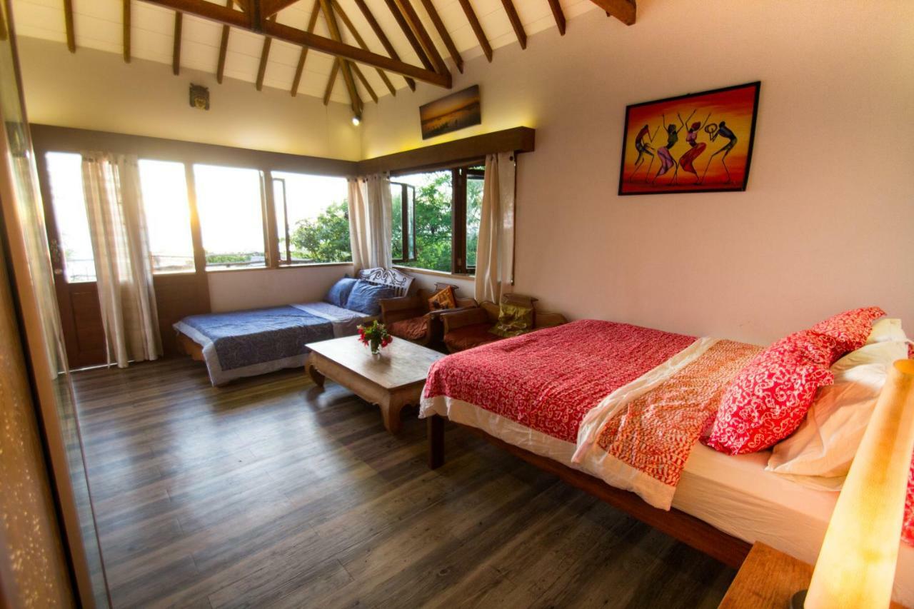 Boa Hill Surf House Hotel Нембрала Екстериор снимка